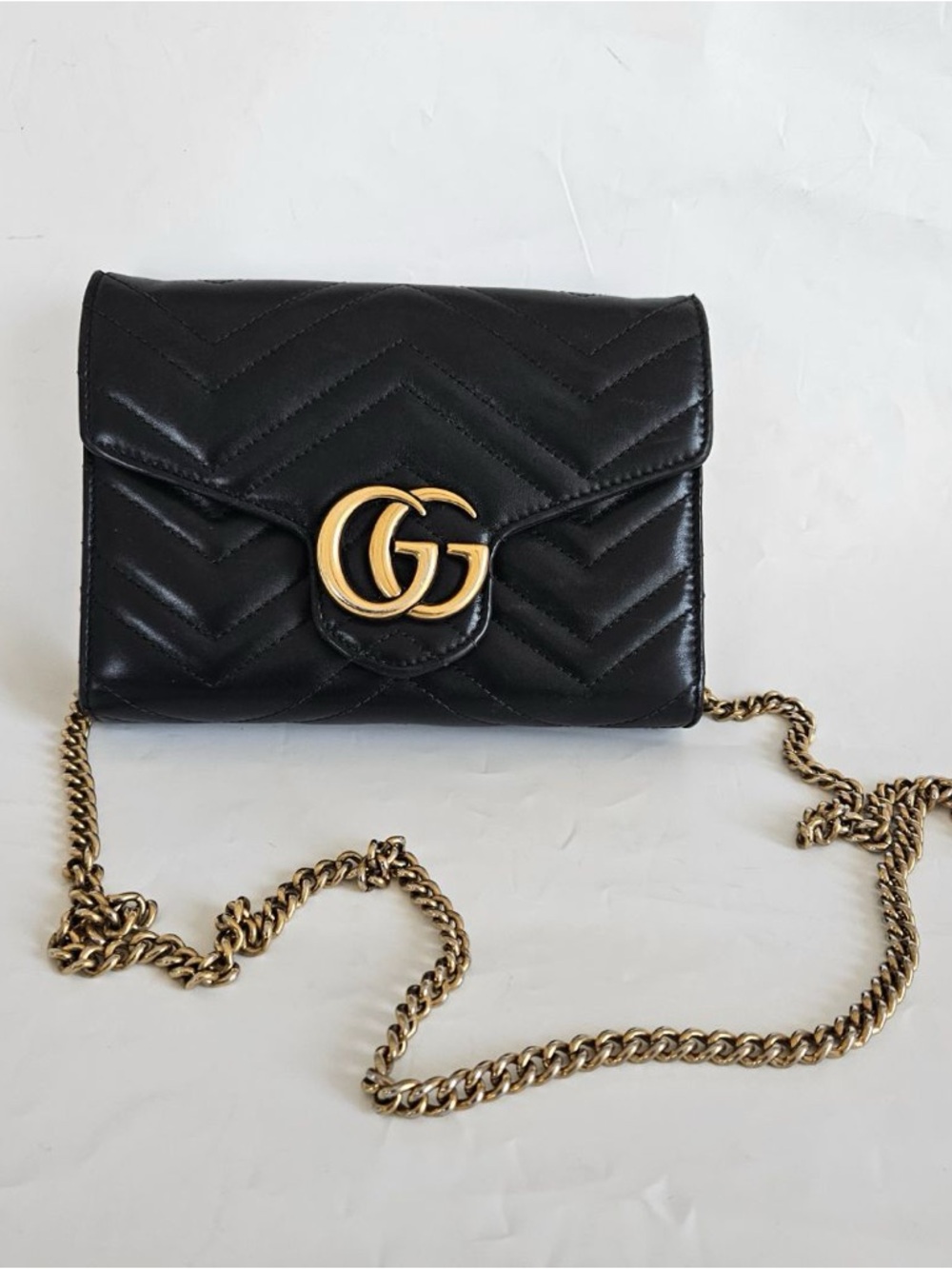 Gucci Black Chevron Leather Wallet-on-Chain with Gold GG